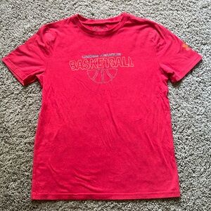 Boys Under Armour Basketball tshirt size YXL